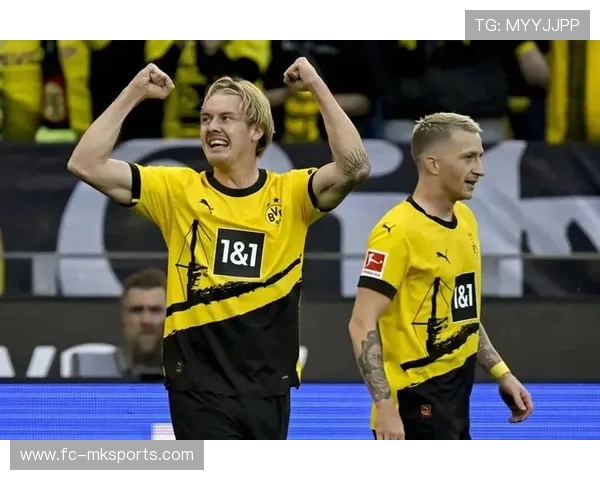 多特布兰特精准弧线挑传助攻极致美感——领略球场上的艺术与技术